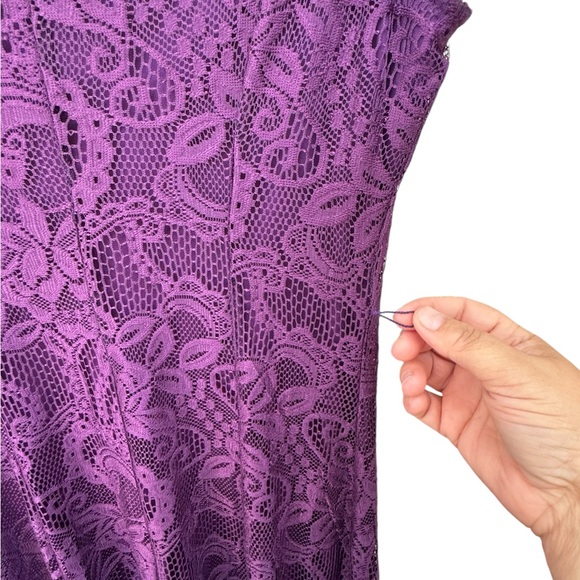Candelite Purple Floral Formal Dress size Small - Picture 9 of 9
